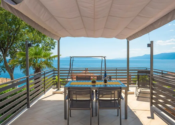 Matea By Interhome Rijeka